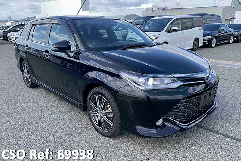 Toyota / Corolla Fielder 2017